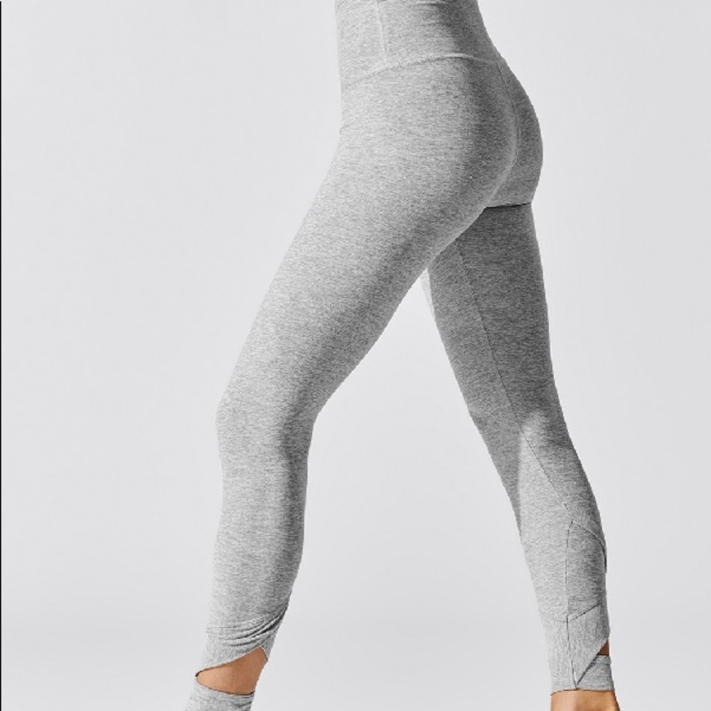 Beyond Yoga: SET THE BAR HIGH WAISTED MIDI LEGGING